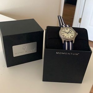 MOMENTUM Sport Watch